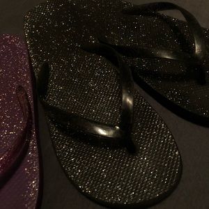 2 pair flip flops